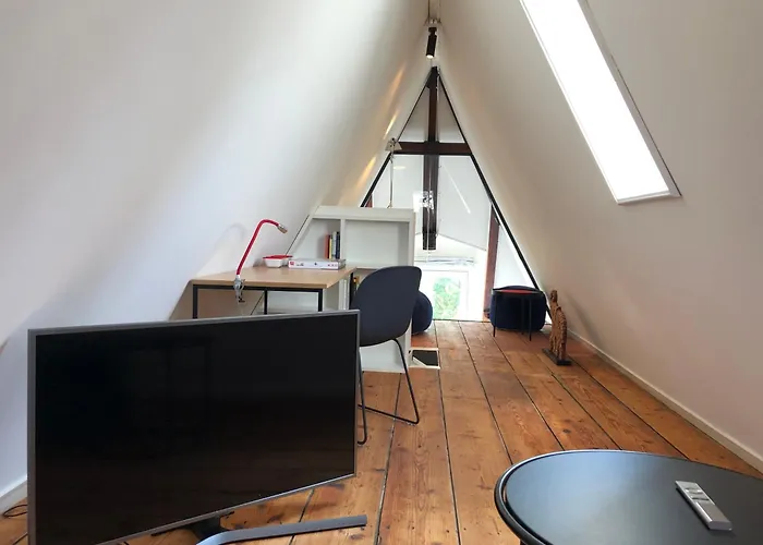 Banzai 3* أمستردام