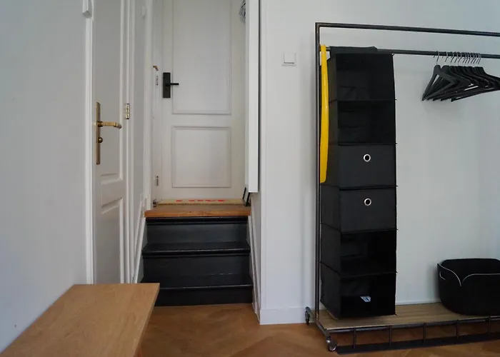 Banzai 3* أمستردام